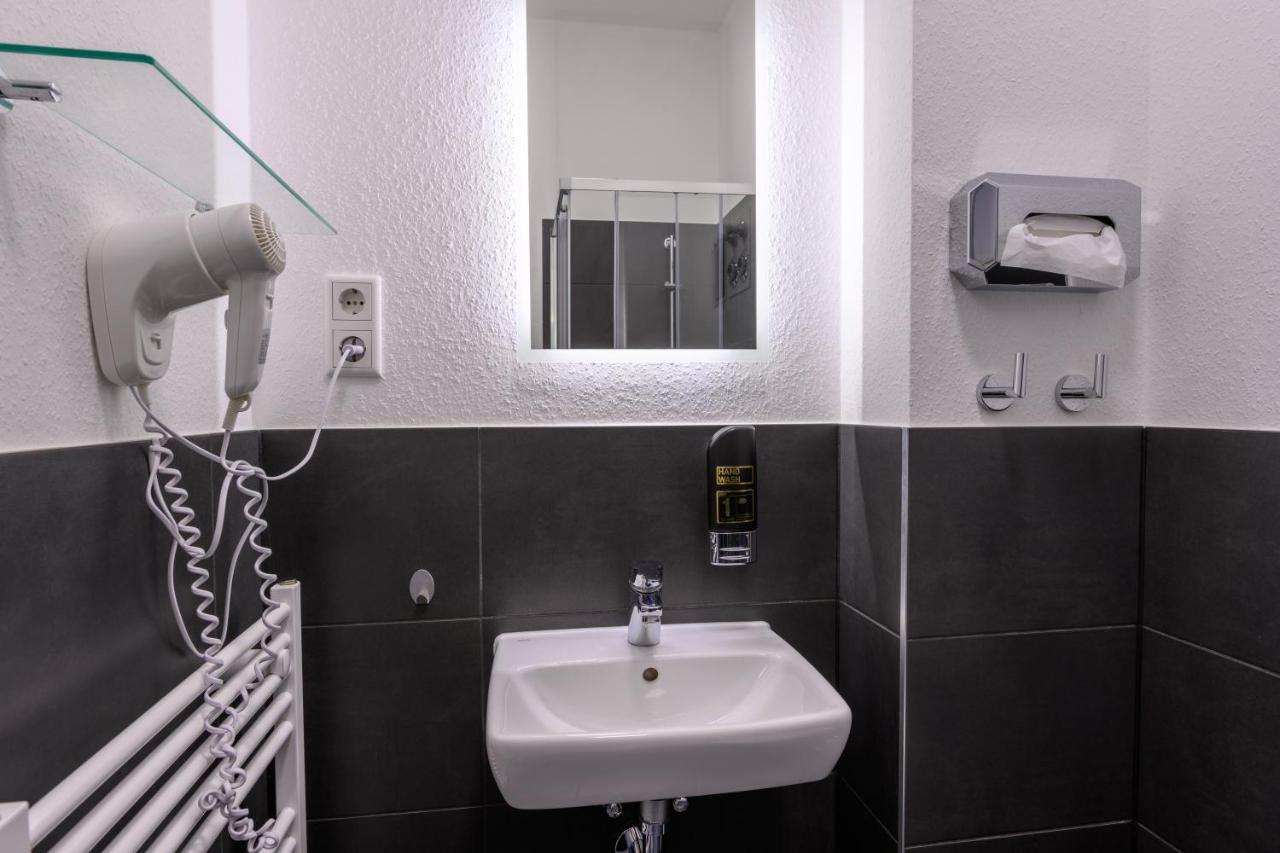 Royale Apartaments Central City Köln Ngoại thất bức ảnh